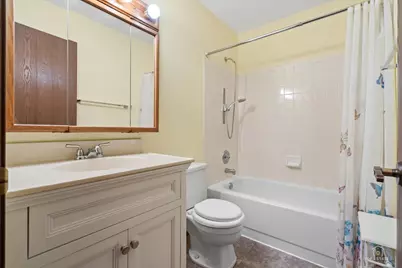 1575 Brandywyn Lane, Buffalo Grove, IL 60089 - Photo 17