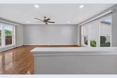 1964 Crescent Lane, Hoffman Estates, IL 60169 - Photo 5