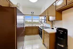 6040 N Troy St, Chicago, IL 60659 - Photo 13