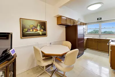 6040 N Troy Street #401, Chicago, IL 60659 - Photo 17