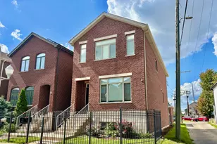 2810 S Grove St, Chicago, IL 60608 - Photo 1