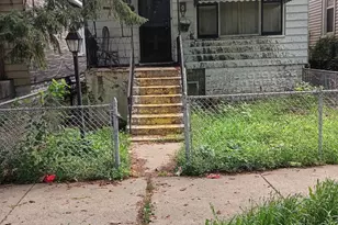 7533 S Ellis Ave, Chicago, IL 60619 - Photo 1