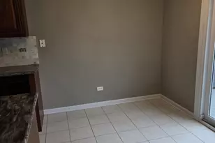 3013 Dorothy Dr, Aurora, IL 60504 - Photo 9
