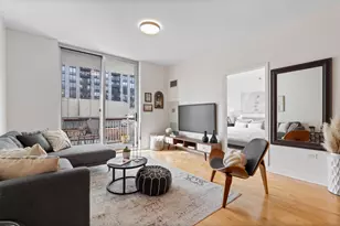 421 W Huron St, Chicago, IL 60654 - Photo 5