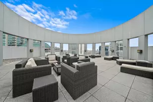 421 W Huron St, Chicago, IL 60654 - Photo 17