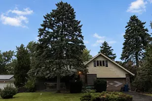 2720 Appletree Ln, Northbrook, IL 60062 - Photo 1