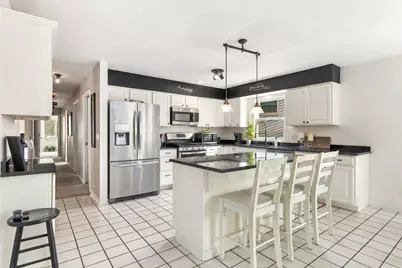 1923 Hillside Lane, Lisle, IL 60532 - Photo 11