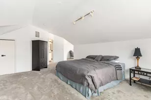 1923 Hillside Ln, Lisle, IL 60532 - Photo 27