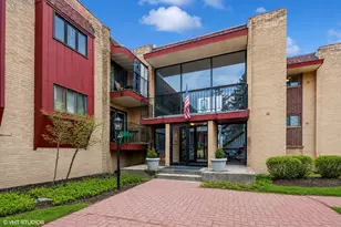 787 Wilson Ave, Glen Ellyn, IL 60137 - Photo 1
