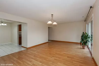 787 Wilson Avenue #17, Glen Ellyn, IL 60137 - Photo 3
