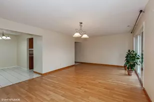 787 Wilson Ave, Glen Ellyn, IL 60137 - Photo 3