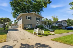 15124 Hillside Ave, Oak Forest, IL 60452 - Photo 3