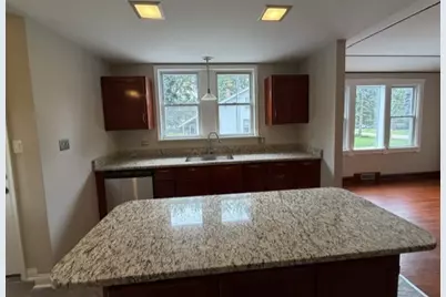 414 W Park Avenue, Round Lake, IL 60073 - Photo 15
