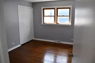 1935 W 71st St, Chicago, IL 60636 - Photo 7