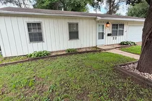 1007 Kingsley Dr, Machesney Park, IL 61115 - Photo 3