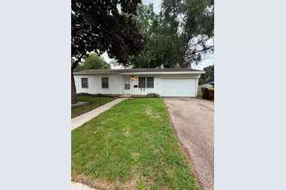 1007 Kingsley Drive, Machesney Park, IL 61115 - Photo 1