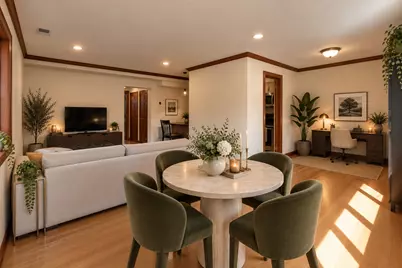 512 W Barry Avenue #311, Chicago, IL 60657 - Photo 3