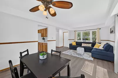 8 Arthur Court, Streamwood, IL 60107 - Photo 5