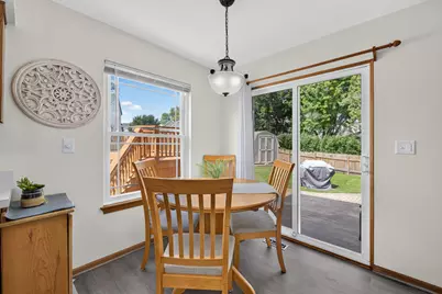8 Arthur Court, Streamwood, IL 60107 - Photo 9