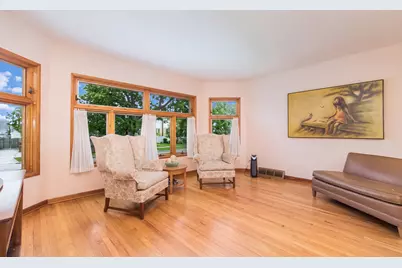 6716 N Octavia Avenue, Chicago, IL 60631 - Photo 3