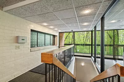 1800 Huntington Boulevard #307, Hoffman Estates, IL 60169 - Photo 3