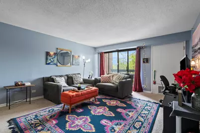 1800 Huntington Boulevard #307, Hoffman Estates, IL 60169 - Photo 11