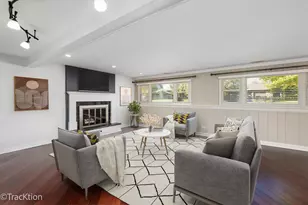 11S639 McGrath Ln, Naperville, IL 60564 - Photo 13