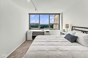 1700 E 56th St, Chicago, IL 60637 - Photo 25