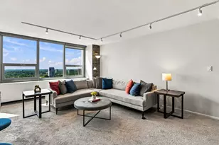 1700 E 56th St, Chicago, IL 60637 - Photo 3