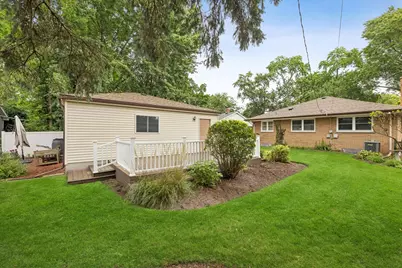 628 N Hickory Avenue, Arlington Heights, IL 60004 - Photo 21