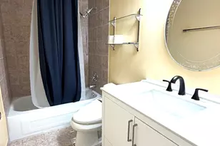 4144 Cove Ln, Glenview, IL 60025 - Photo 11