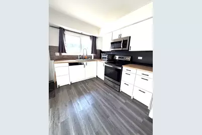 4144 Cove Lane #D, Glenview, IL 60025 - Photo 3