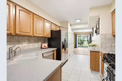 3141 N Daniels Court, Arlington Heights, IL 60004 - Photo 7