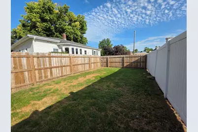 627 W Jefferson Street, Ottawa, IL 61350 - Photo 13