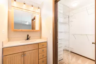 795 Cardinal Ln, Elk Grove Village, IL 60007 - Photo 19
