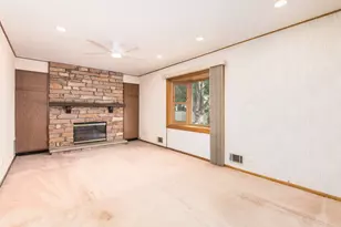 795 Cardinal Ln, Elk Grove Village, IL 60007 - Photo 21