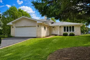 849 Pear Tree Ln, Bartlett, IL 60103 - Photo 1