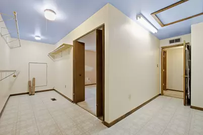 927 Shiloh Court, Joliet, IL 60431 - Photo 9