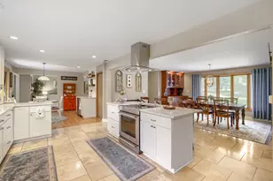 1803 Paula Ct, Sleepy Hollow, IL 60118 - Photo 25