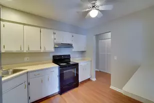2650 Brookwood Way Dr, Rolling Meadows, IL 60008 - Photo 5