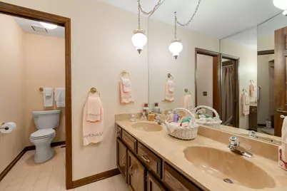 521 Forest Mews Drive, Oak Brook, IL 60523 - Photo 21