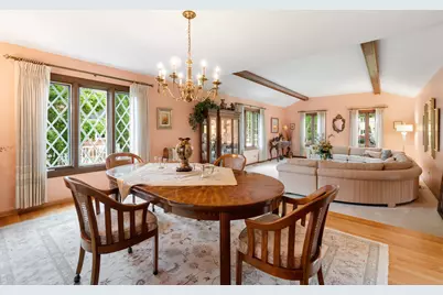 521 Forest Mews Drive, Oak Brook, IL 60523 - Photo 9