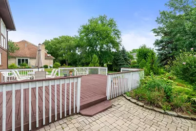521 Forest Mews Drive, Oak Brook, IL 60523 - Photo 25