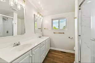 7801 S Eberhart Ave, Chicago, IL 60619 - Photo 15