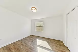 7801 S Eberhart Ave, Chicago, IL 60619 - Photo 13