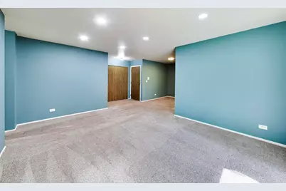 373 Greystone Court #D-2, Schaumburg, IL 60193 - Photo 7