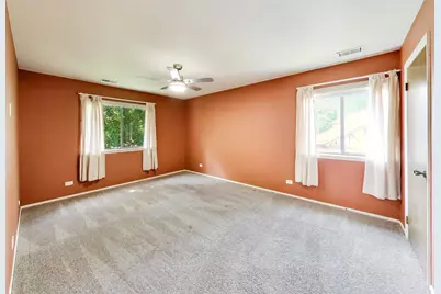 373 Greystone Court #D-2, Schaumburg, IL 60193 - Photo 17