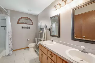 8036 Edgebrook Lane, Tinley Park, IL 60487 - Photo 19
