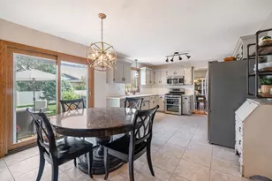 8036 Edgebrook Ln, Tinley Park, IL 60487 - Photo 9