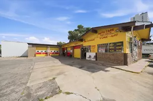 105 N Pulaski Rd, Chicago, IL 60624 - Photo 1